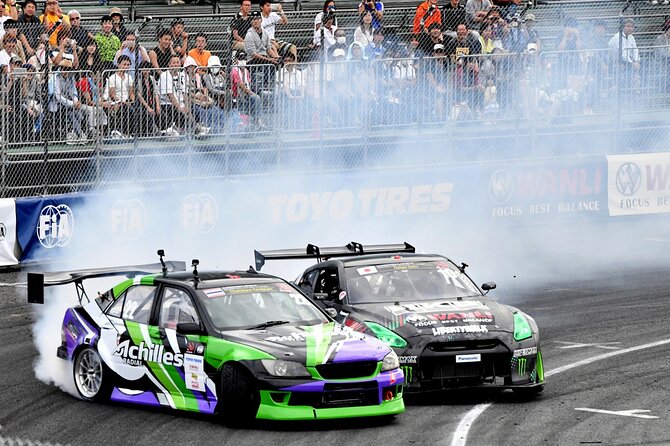 Tokio Drift: Daikoku PA Supreme Car Experience 大黒PA